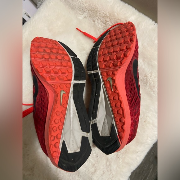 Nike Air Zoom Winflo 5 Bright crimson men’s shoe - Picture 6 of 6